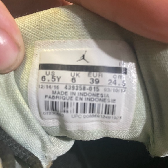 Nike Jordan retro 13 youth size 6.5 preowned - Picture 8 of 11